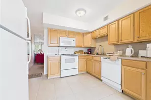 2462 Brazilia Dr, Clearwater, FL 33763 - Photo 14
