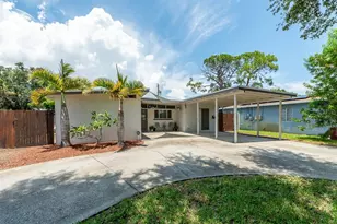 851 65th Ave S, Saint Petersburg, FL 33705 - Photo 1
