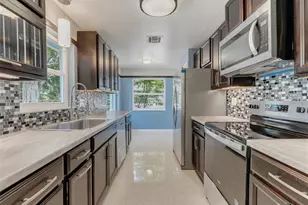 2373 Forest Dr, Clearwater, FL 33763 - Photo 16