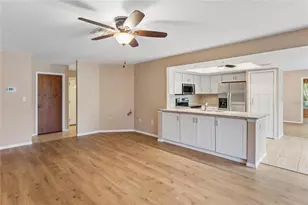 10681 Seminole Forest St E, Seminole, FL 33778 - Photo 48