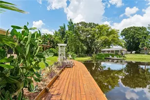 10681 Seminole Forest St E, Seminole, FL 33778 - Photo 22