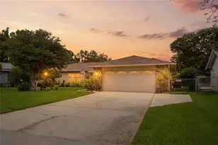 10681 Seminole Forest St E, Seminole, FL 33778 - Photo 68