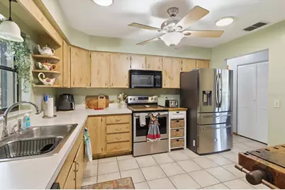 9188 N Commodore Drive, Citrus Springs, FL 34434 - Photo 8