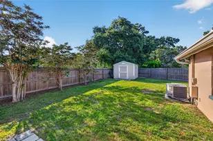 11280 Freedom Ct, Seminole, FL 33772 - Photo 26