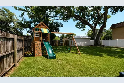 2511 W Violet Street, Tampa, FL 33614 - Photo 10