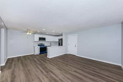 3295 Fox Chase Circle N #107, Palm Harbor, FL 34683 - Photo 14