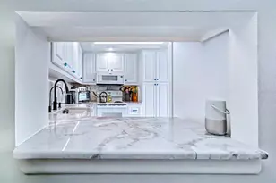 6145 Sun Blvd, Saint Petersburg, FL 33715 - Photo 16