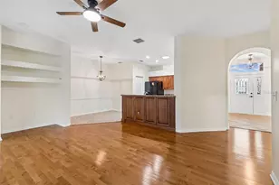 5306 Waterleaf Ct, Valrico, FL 33596 - Photo 12