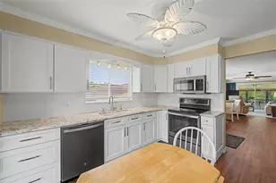 4015 Davit Dr, New Port Richey, FL 34652 - Photo 12