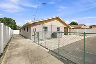 6513 N Manhattan Ave, Tampa, FL 33614 - Photo 22