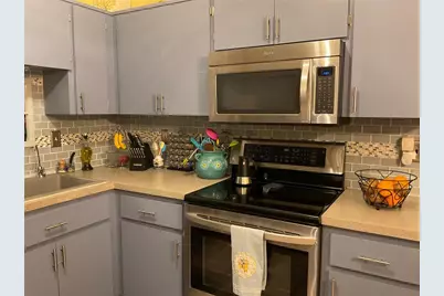 852 Franklin Circle, Palm Harbor, FL 34683 - Photo 10