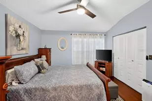 852 Franklin Cir, Palm Harbor, FL 34683 - Photo 14