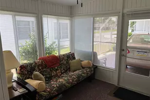 142 Fern Palm St, Largo, FL 33778 - Photo 8