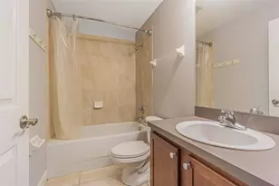 4511 Legacy Park Dr, Tampa, FL 33611 - Photo 16