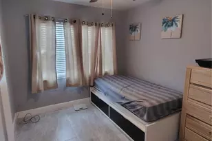 607 Oak Ridge Dr, Brandon, FL 33510 - Photo 16