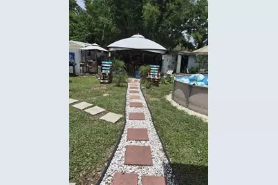 607 Oak Ridge Drive, Brandon, FL 33510 - Photo 22