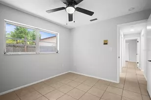 504 Bamboo Ct, Tarpon Springs, FL 34689 - Photo 20