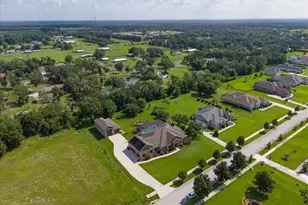 408 Hawk Talon Drive, Lithia, FL 33547 - Photo 2