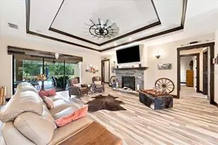 408 Hawk Talon Drive, Lithia, FL 33547 - Photo 8