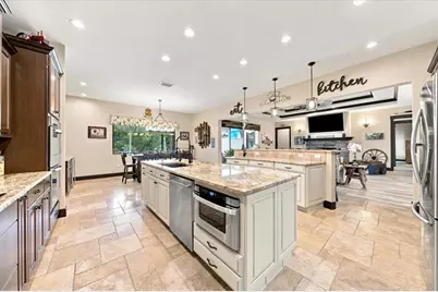 408 Hawk Talon Drive, Lithia, FL 33547 - Photo 16