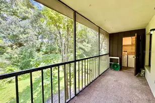 11703 Raintree Village Blvd, Tampa, FL 33617 - Photo 20