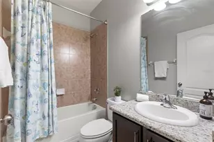 7957 Hampton Lake Dr, Tampa, FL 33647 - Photo 32