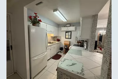 125 Picardy Villa Circle #101, Brandon, FL 33510 - Photo 4