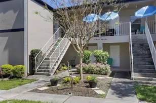 125 Picardy Villa Cir, Brandon, FL 33510 - Photo 1