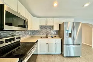 6816 W Burke St, Tampa, FL 33634 - Photo 10