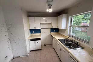 3124 11th St Ct E, Bradenton, FL 34208 - Photo 6