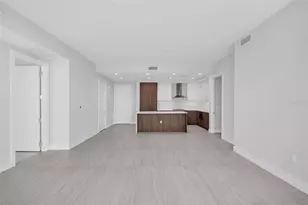 275 1st Ave S, Saint Petersburg, FL 33701 - Photo 14