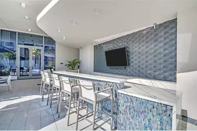 275 1st Avenue S #2807, Saint Petersburg, FL 33701 - Photo 56