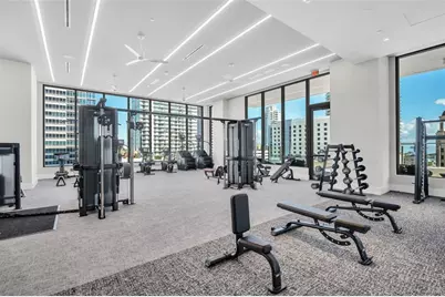 275 1st Avenue S #2807, Saint Petersburg, FL 33701 - Photo 58