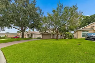12442 Forest Highlands Dr, Dade City, FL 33525 - Photo 4