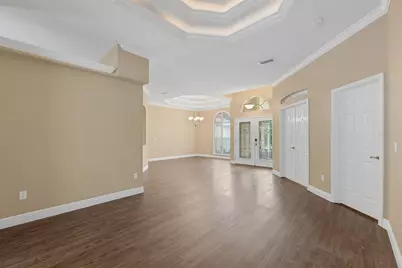 5711 Tanagerside Road, Lithia, FL 33547 - Photo 8