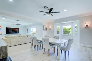 289 8th Ave N, Tierra Verde, FL 33715 - Photo 14