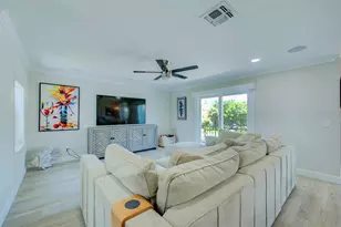 289 8th Ave N, Tierra Verde, FL 33715 - Photo 16