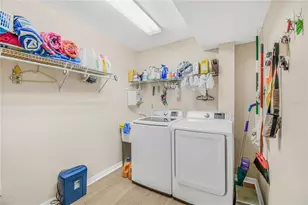 2586 Pine Cove Ln, Clearwater, FL 33761 - Photo 32