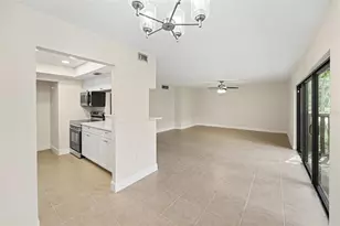 11502 7th Ln N, Saint Petersburg, FL 33716 - Photo 12