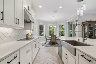 9085 Spruce Creek Cir, Riverview, FL 33578 - Photo 14