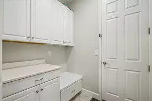9085 Spruce Creek Cir, Riverview, FL 33578 - Photo 20
