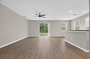 2637 Walden Woods Dr, Plant City, FL 33566 - Photo 10