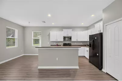 2637 Walden Woods Drive, Plant City, FL 33566 - Photo 6