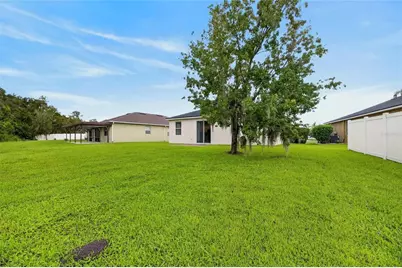 2637 Walden Woods Drive, Plant City, FL 33566 - Photo 34
