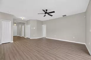 2637 Walden Woods Dr, Plant City, FL 33566 - Photo 12