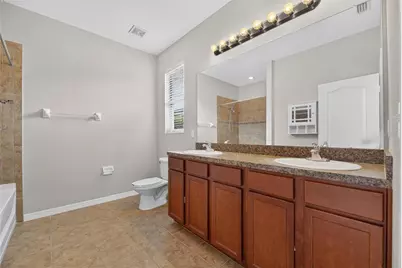 2637 Walden Woods Drive, Plant City, FL 33566 - Photo 16