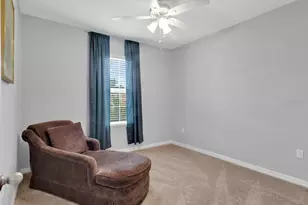 13901 River Willow Pl, Tampa, FL 33637 - Photo 18