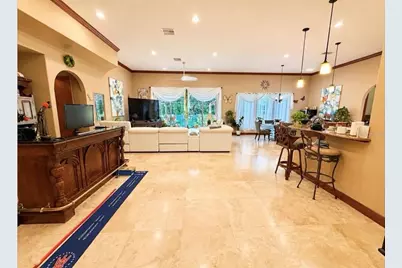 4205 Cremona Court, Sebring, FL 33872 - Photo 4
