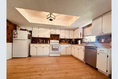 1831 Kim Acres Lane, Dover, FL 33527 - Photo 2