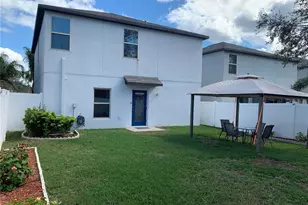 10460 Carloway Hills Dr, Wimauma, FL 33598 - Photo 12
